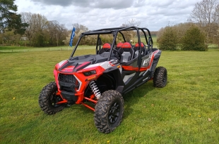 RZR XP4 1000 EPS : Nouveauté